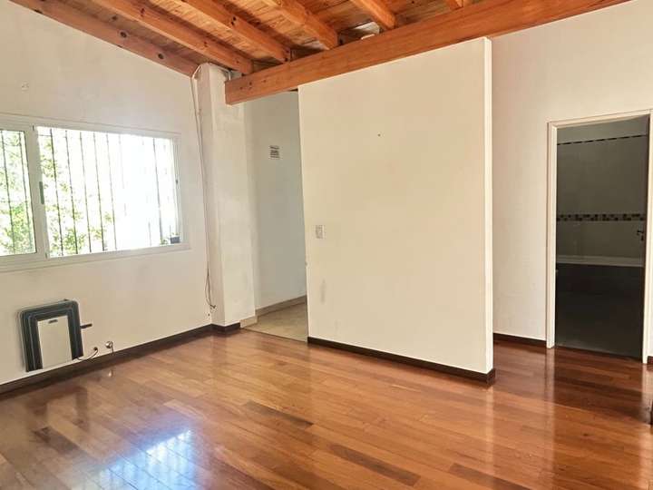 Comercial / Tienda en alquiler en Arribeños, 2909, Ciudad Autónoma de Buenos Aires