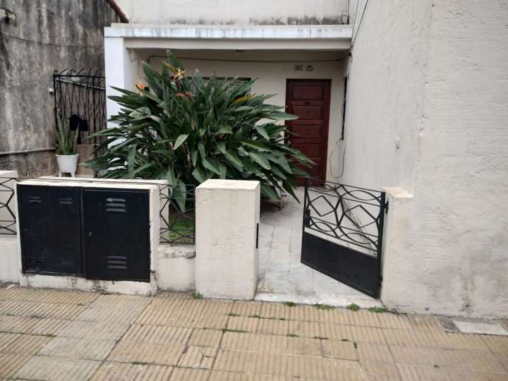 Casa en venta en 154 - Asamblea, 1834, Villa General Eugenio Necochea