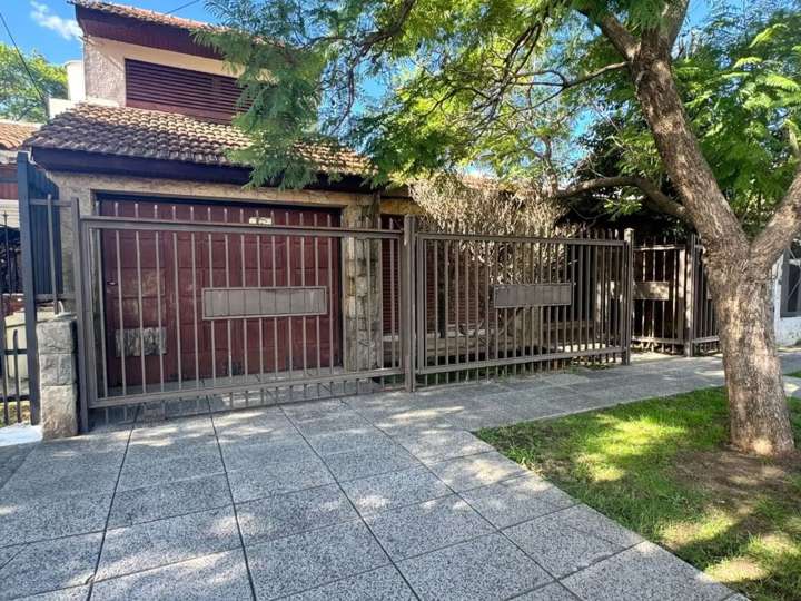Casa en venta en Barbosa, 1216, Buenos Aires