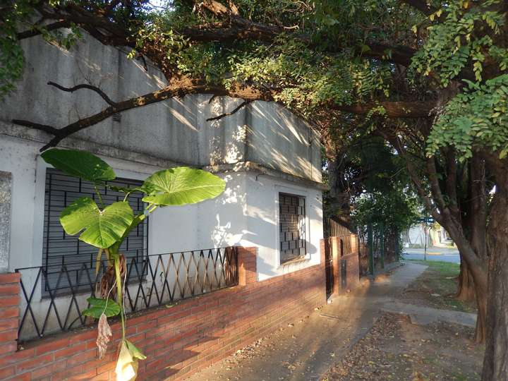 Casa en venta en 81 - Bolívar, 6017, Buenos Aires