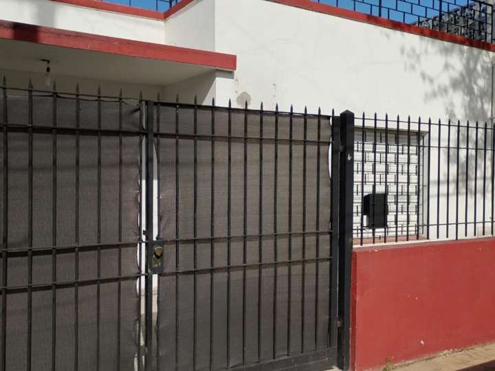 Casa en alquiler en Gobernador Castro, 3884, Buenos Aires