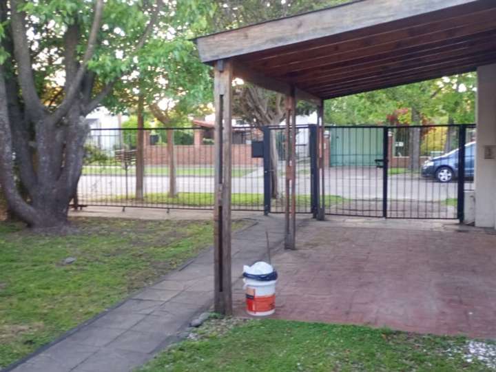 Casa en alquiler en Colonia, 1502, Buenos Aires