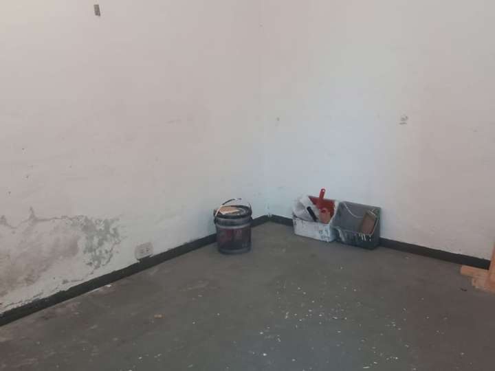 Comercial / Tienda en alquiler en Rivera Indarte, 1500, Villa Luzuriaga