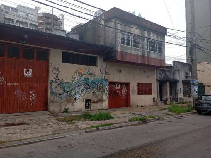 Comercial / Tienda en venta en Leandro N. Alem, 1044, Buenos Aires