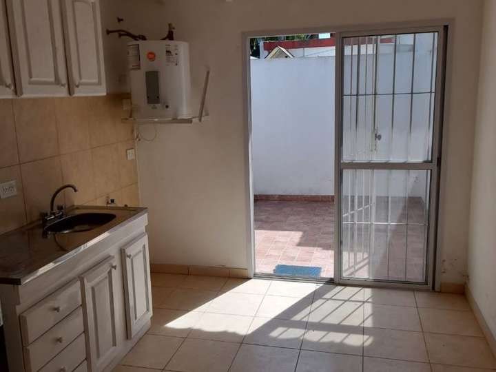 Edificio en alquiler en 79 - Aristóbulo del Valle, 6244, Buenos Aires