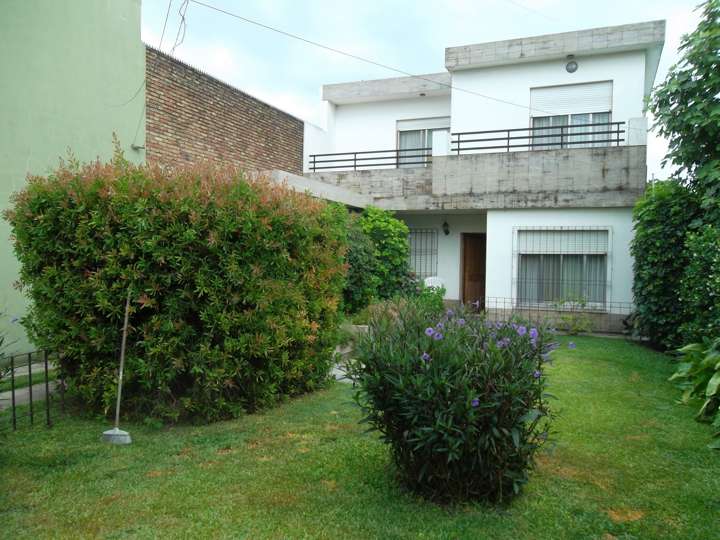 Casa en venta en 178 - General Julio Argentino Roca, 2385, Villa Ballester Noroeste