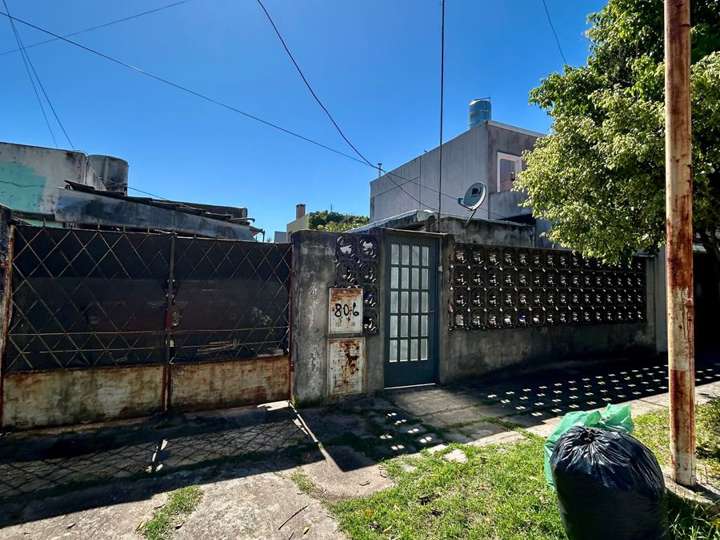 Edificio en venta en Doctor Juan José Castelli, 806, Buenos Aires