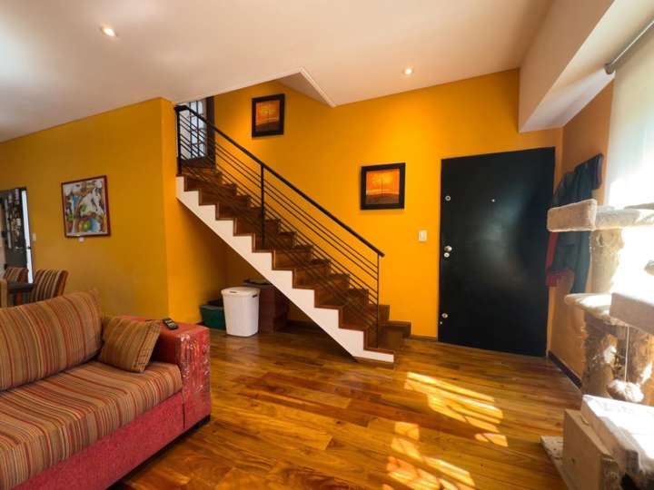 Casa en venta en Miralla, 387, Ciudad Autónoma de Buenos Aires