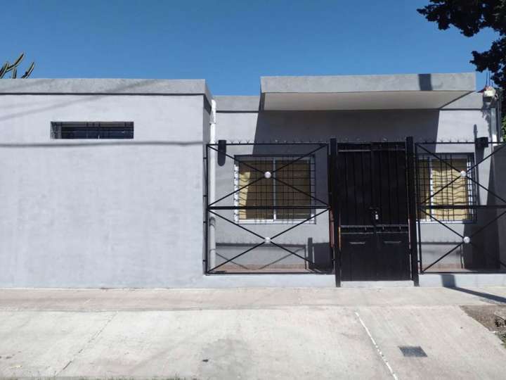 Casa en alquiler en Mascagni, Hurlingham