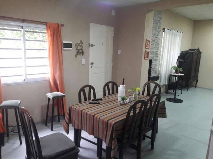 Edificio en alquiler en Rincón, 300, Buenos Aires