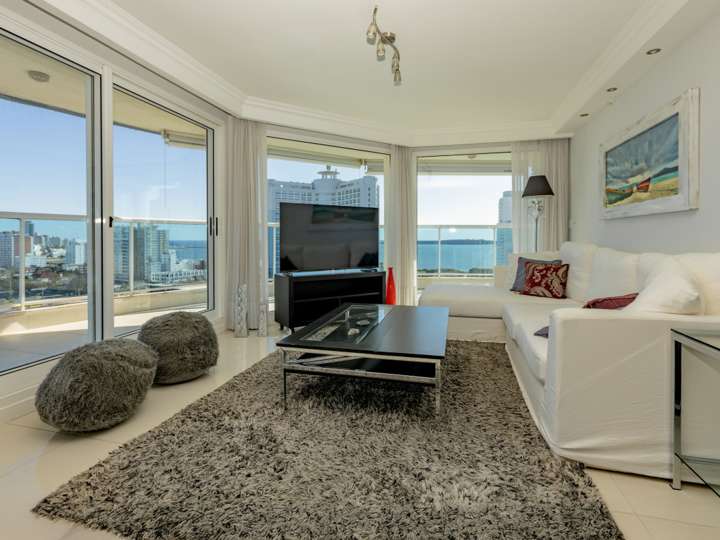 Apartamento en venta en Avenida Francia, Maldonado