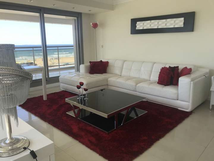 Apartamento en venta en Rambla Lorenzo Batlle Pacheco, Maldonado