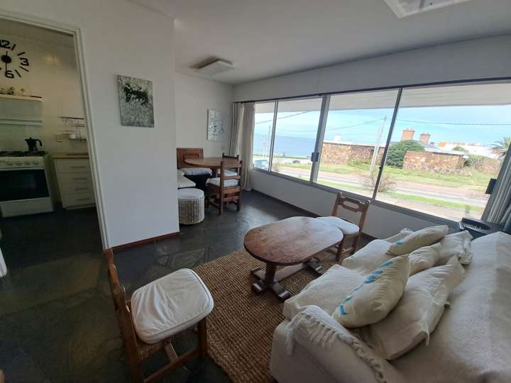 Apartamento en venta en El Foque (Calle 14), Maldonado