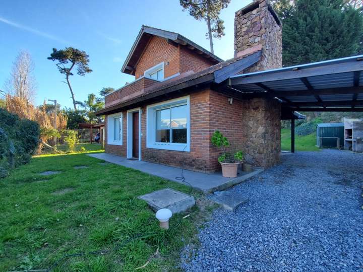 Casa en alquiler en Benito Pérez Galdos, Maldonado