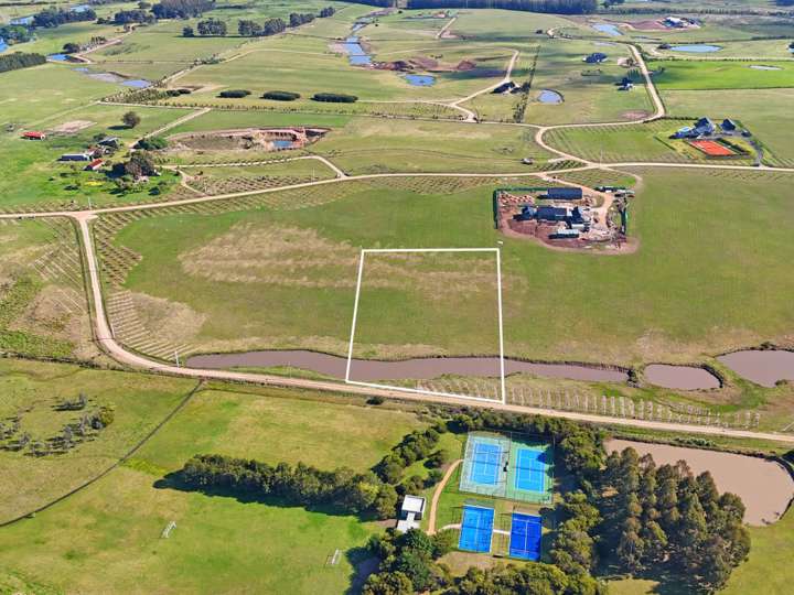 Terreno en venta en Pueblo Mio, Maldonado