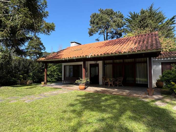Casa en venta en Biarritz, Maldonado