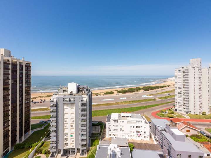 Apartamento en venta en María Eugenia Vaz Ferreira, Maldonado