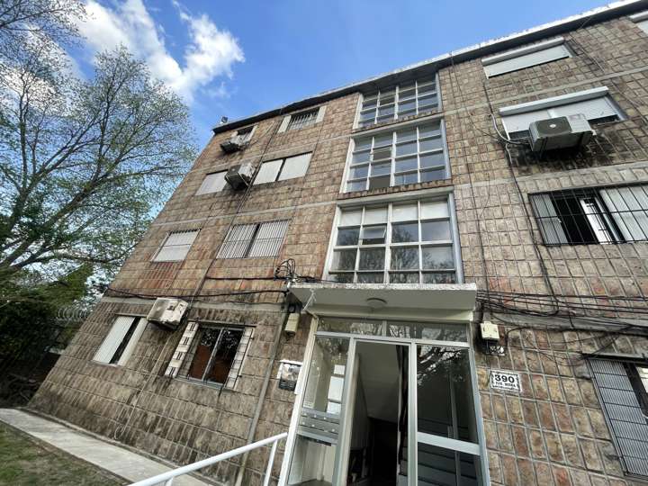 Apartamento en venta en Camino Molinos de Raffo, Montevideo