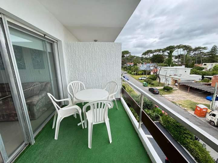 Apartamento en venta en Rambla Doctor Claudio Williman, Maldonado