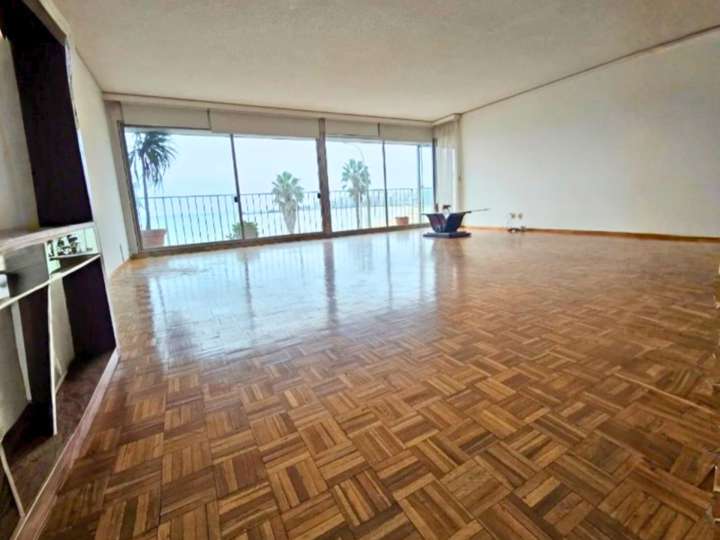 Apartamento en alquiler en Rambla República del Perú, Montevideo