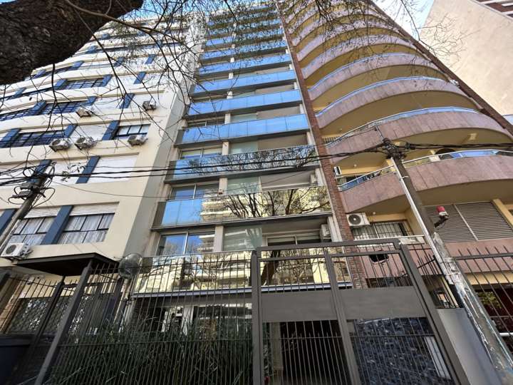 Apartamento en venta en Avenida Sarmiento, Montevideo