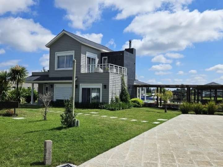 Casa en venta en Albo J. Prigue, Canelones