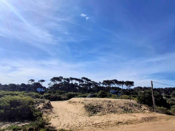 Terreno en venta en Avenida Las Amarras, Maldonado