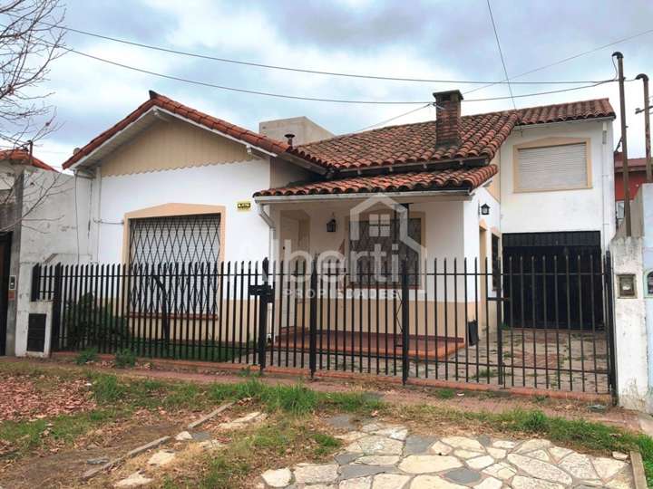 Casa en alquiler en Alberto Vignes, 475, Haedo