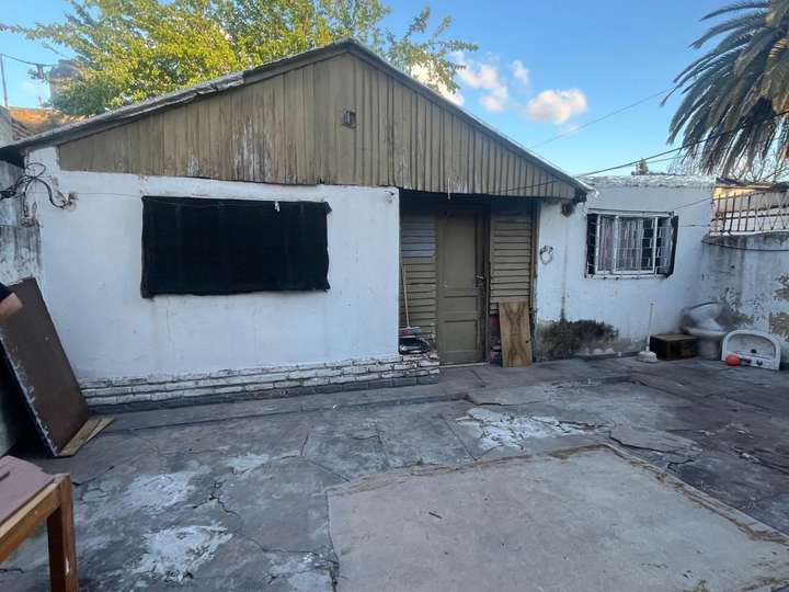 Edificio en alquiler en Domingo Millán, Buenos Aires