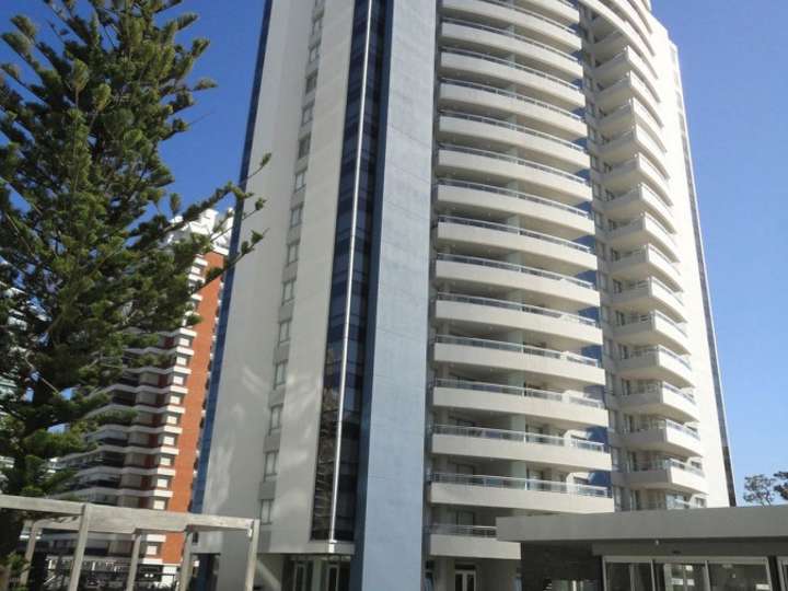 Apartamento en venta en Avenida Chiverta, Maldonado