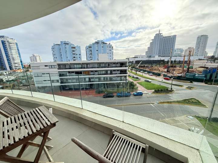 Apartamento en venta en Avenida Chiverta, Maldonado