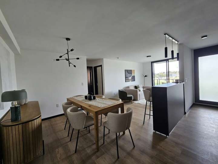 Apartamento en venta en Barra de Carrasco, Canelones