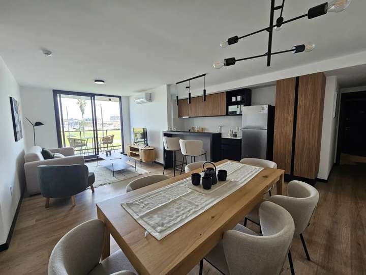 Apartamento en venta en Barra de Carrasco, Canelones