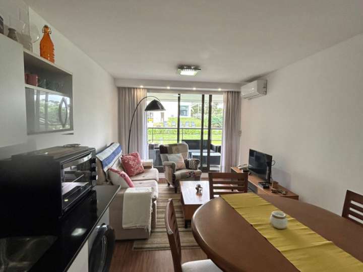 Apartamento en venta en Le Mans, Maldonado