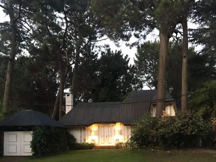 Casa en venta en Pinares, Maldonado