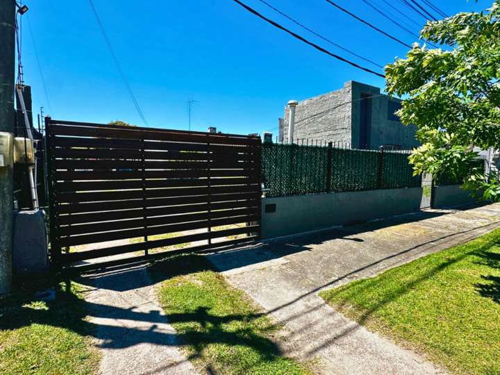 Terreno en venta en Capri, Montevideo