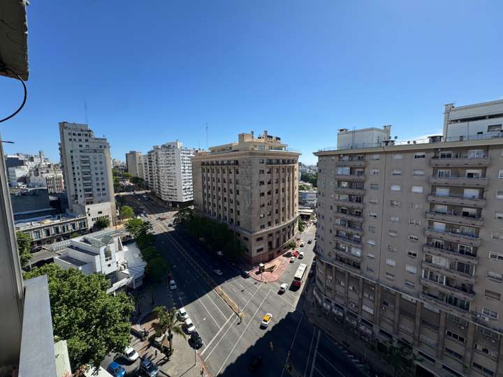 Apartamento en venta en Avenida Libertador Brigadier General Lavalleja, Montevideo