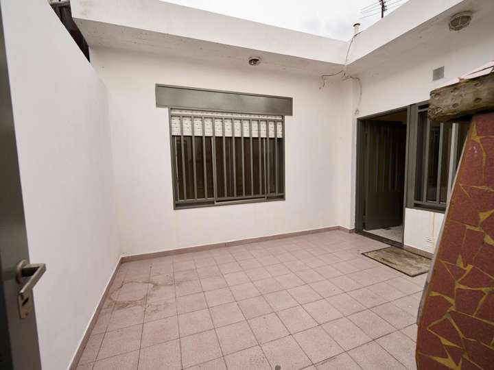 Edificio en alquiler en 104 - Primera Junta, 6151, Villa Billinghurst