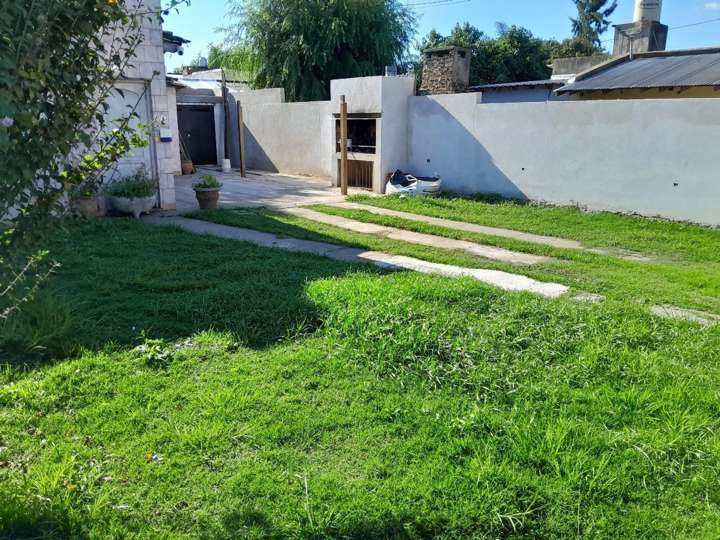 Casa en alquiler en Mansilla, Belén de Escobar