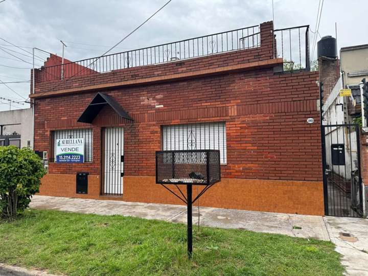 Edificio en venta en Stephan Zweig, Villa Tesei