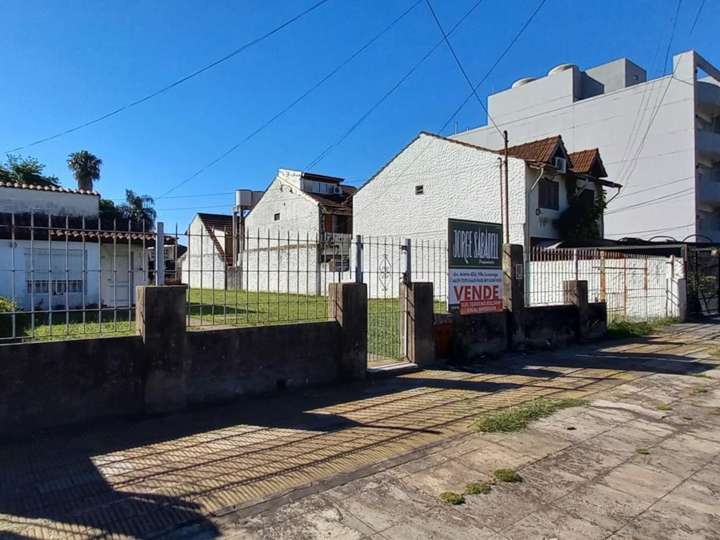 Casa en venta en Triunvirato, 2655, Villa Luzuriaga