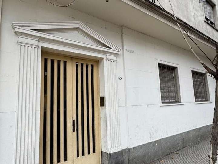 Departamento en alquiler en Morelos, 100, Ciudad Autónoma de Buenos Aires