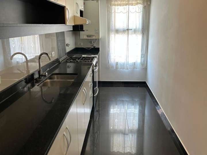 Departamento en alquiler en 714 - Boulevard F.I.N.C.A., Ciudad Jardín Lomas del Palomar