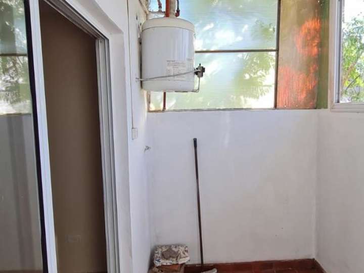 Departamento en alquiler en Camacuá, 1979, Villa Luzuriaga