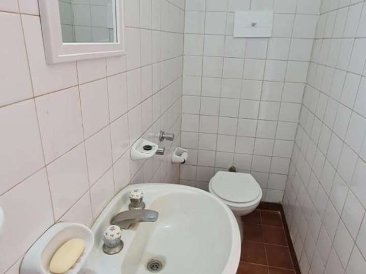 Departamento en alquiler en Las Bases, 148, Haedo