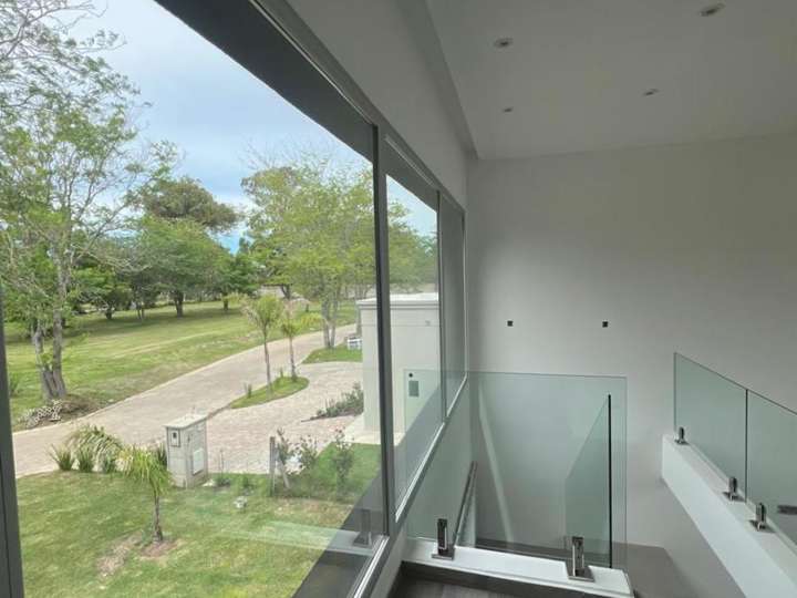 Casa en venta en Partido de Berazategui, Hudson