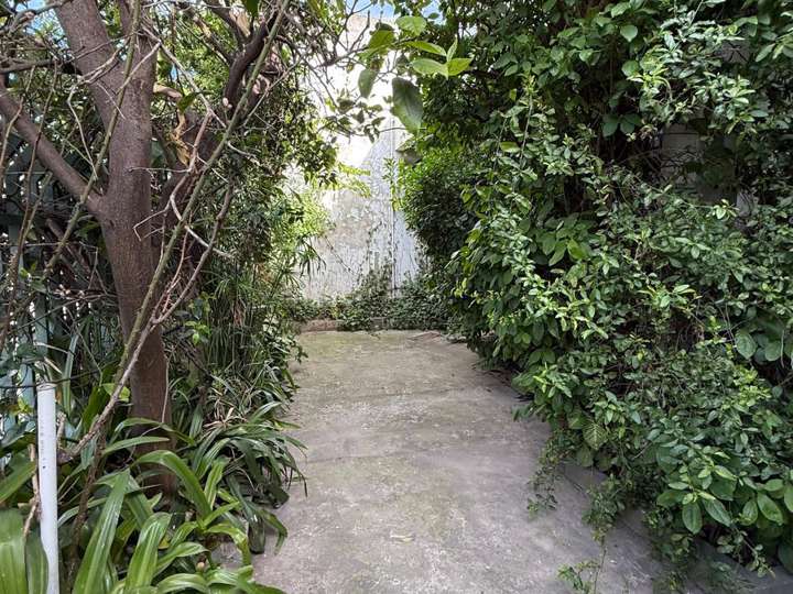 Edificio en venta en Paula Albarracín, 1741, Buenos Aires