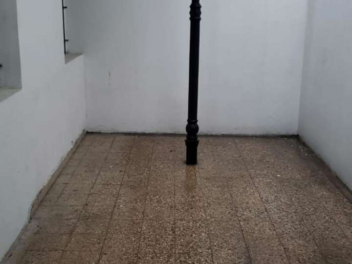 Edificio en alquiler en Larrea, 4916, La Tablada