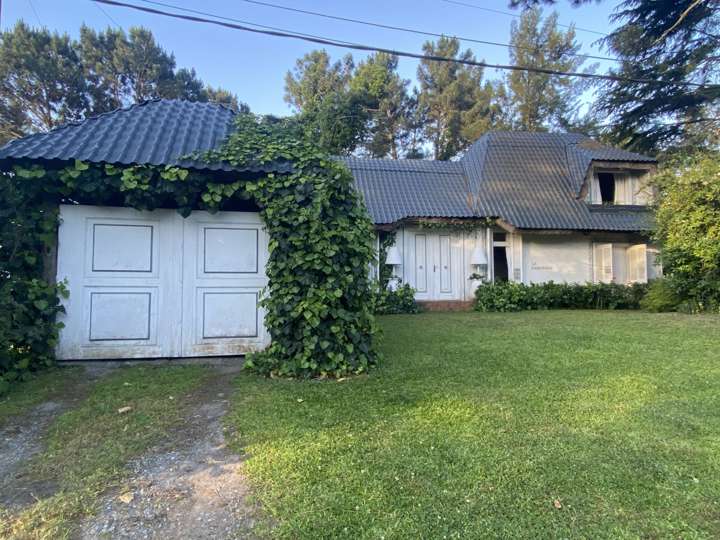 Casa en venta en Pinares, Maldonado