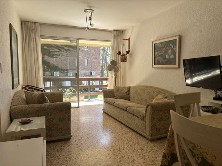 Apartamento en venta en Avenida Martiniano Chiossi, Maldonado